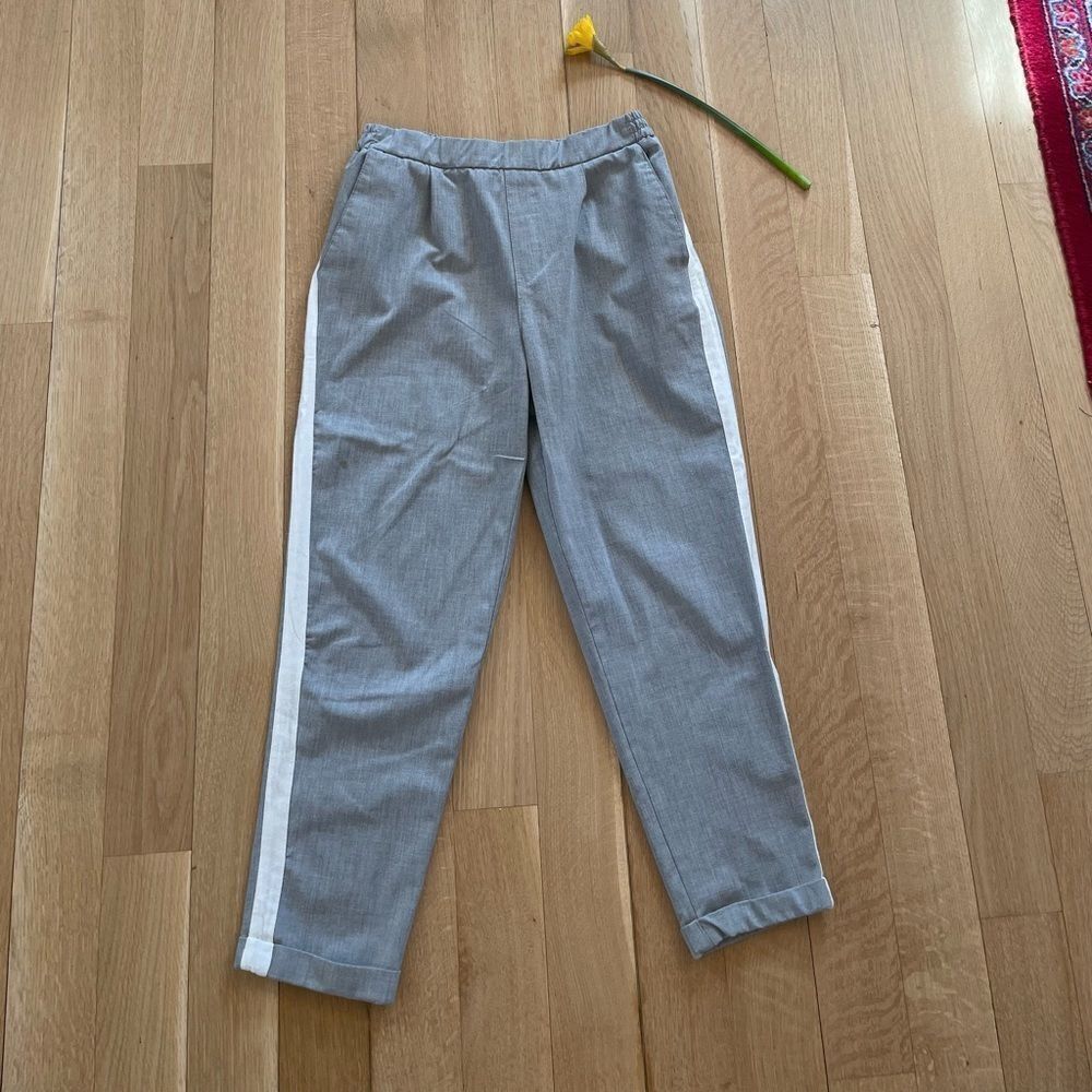 Pull&bear gray and white trousers